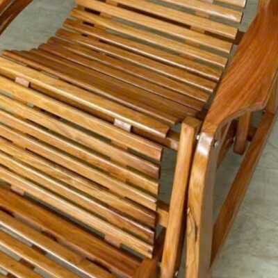 Ghế thư giãn gỗ sồi có sẵn màu tự nhiên và màu nâu